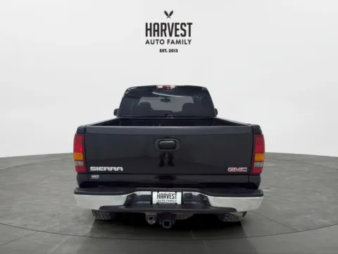 More photos of 2004 GMC Sierra 2500 HD Extended Cab SLE Pickup 4D 6 1/2 ft at Harvest Auto Family, NE