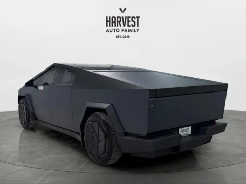 More photos of 2024 Tesla Cybertruck All-Wheel Drive Pickup 4D 6 ft at Harvest Auto Family, NE