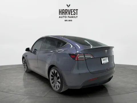 More photos of 2022 Tesla Model Y Performance Sport Utility 4D at Harvest Auto Family, NE