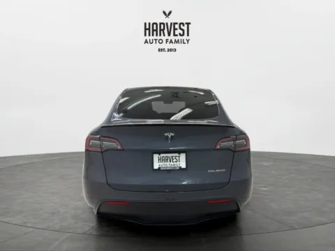 More photos of 2022 Tesla Model Y Performance Sport Utility 4D at Harvest Auto Family, NE