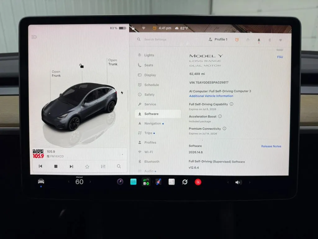 Tesla Model Y photo 21