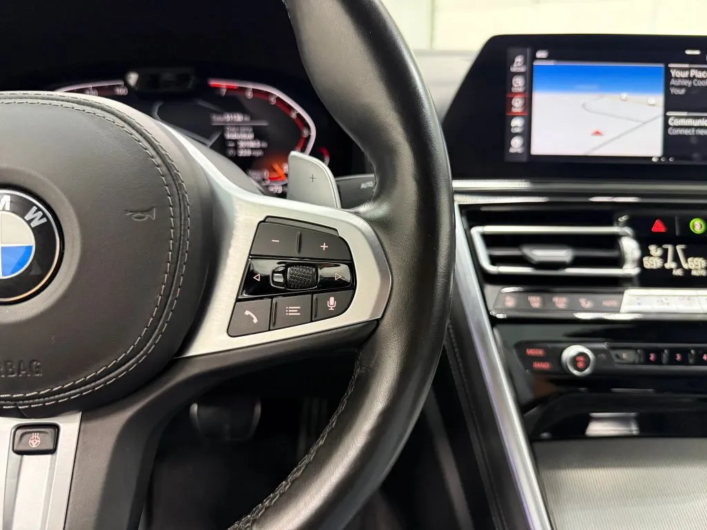 BMW 8 Series photo 42