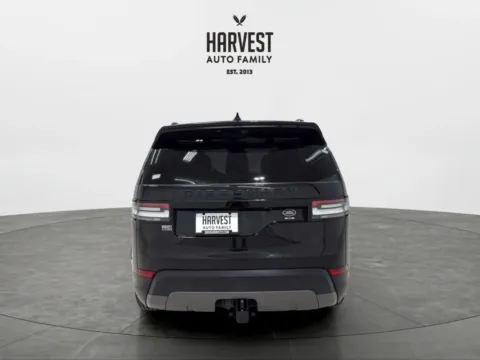 More photos of 2020 Land Rover Discovery SE Sport Utility 4D at Harvest Auto Family, NE
