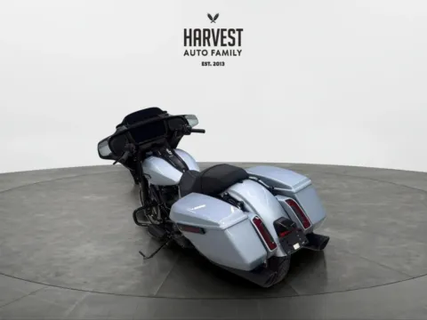 More photos of 2024 Harley-Davidson FLHX Street Glide at Harvest Auto Family, NE