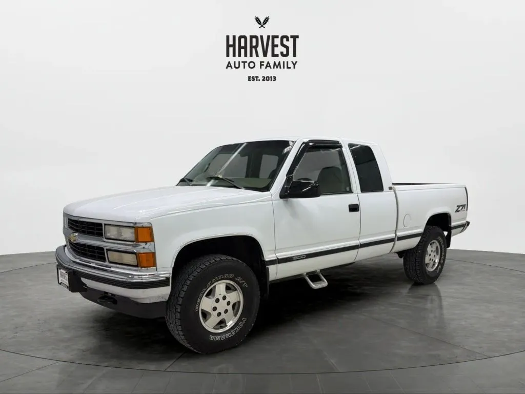 White 1995 Chevrolet 1500 Extended Cab Short Bed for sale in Wahoo, NE