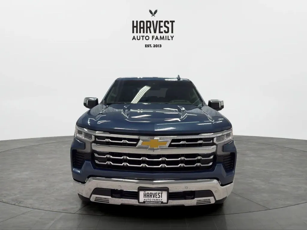 Chevrolet Silverado photo 11