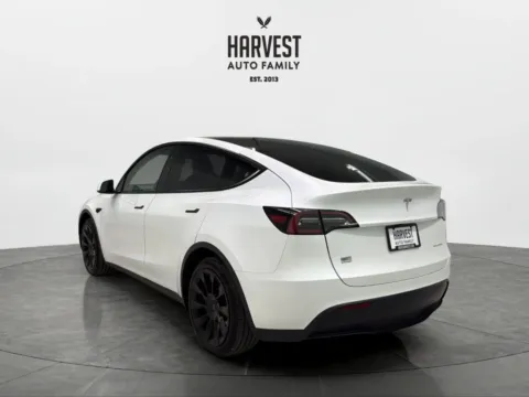 More photos of 2024 Tesla Model Y Long Range Sport Utility 4D at Harvest Auto Family, NE
