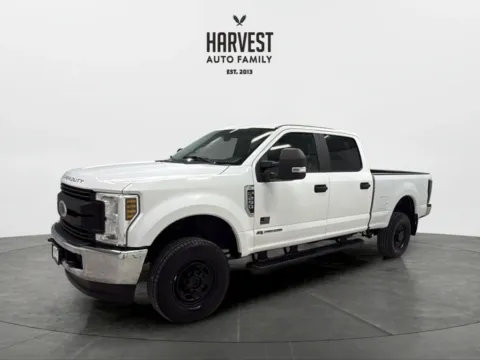 White 2018 Ford F250 Super Duty Crew Cab XL Pickup 4D 6 3/4 ft for sale in Wahoo, NE