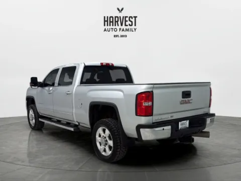 More photos of 2018 GMC Sierra 2500 HD Crew Cab SLT Pickup 4D 6 1/2 ft at Harvest Auto Family, NE