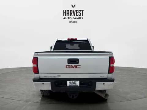 More photos of 2018 GMC Sierra 2500 HD Crew Cab SLT Pickup 4D 6 1/2 ft at Harvest Auto Family, NE