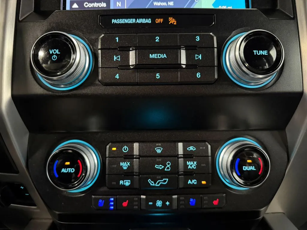 Ford F-150 photo 25