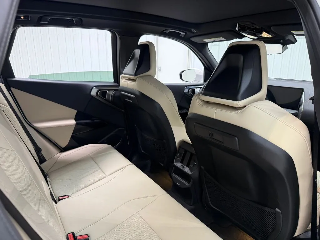 BMW X3 photo 18