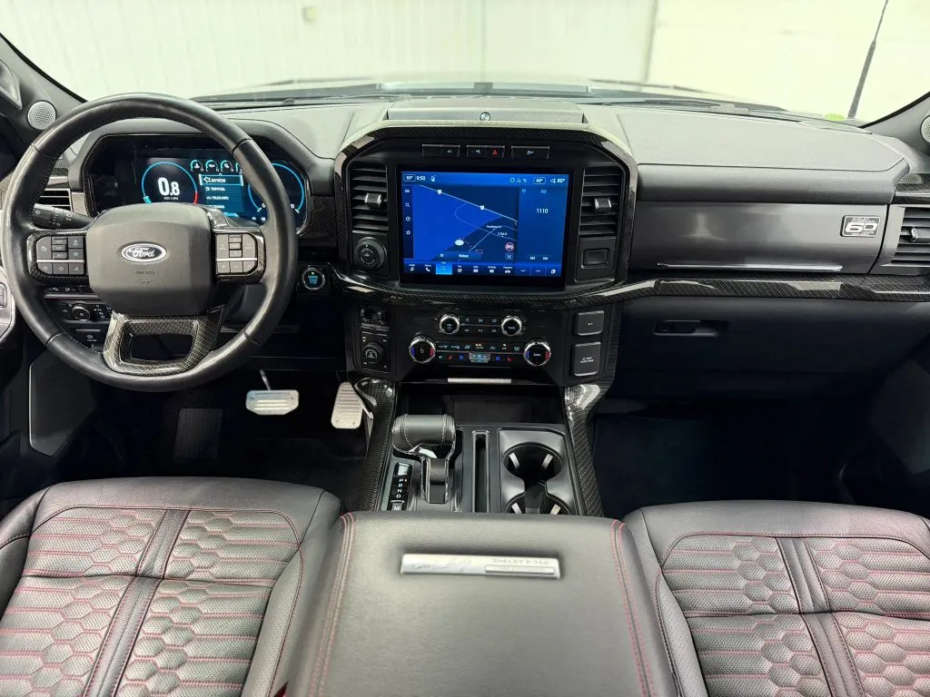 Ford F-150 photo 13