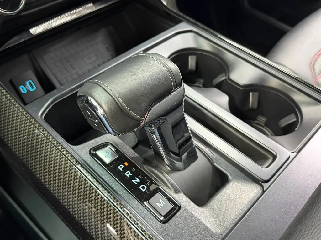 Ford F-150 photo 32