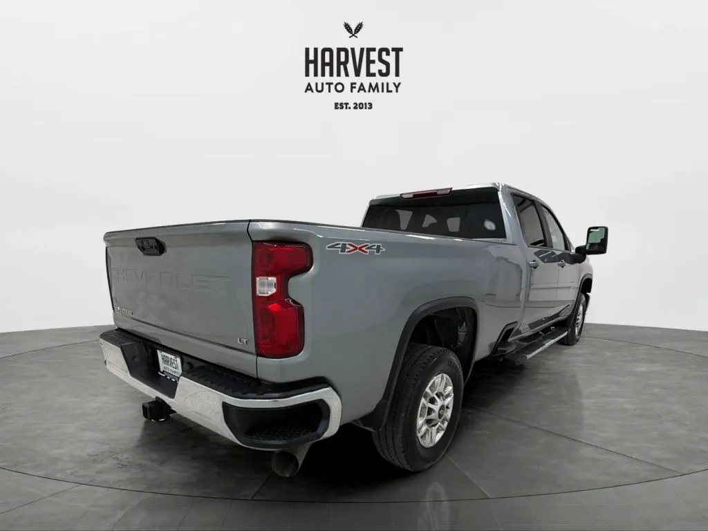 Chevrolet Silverado photo 6