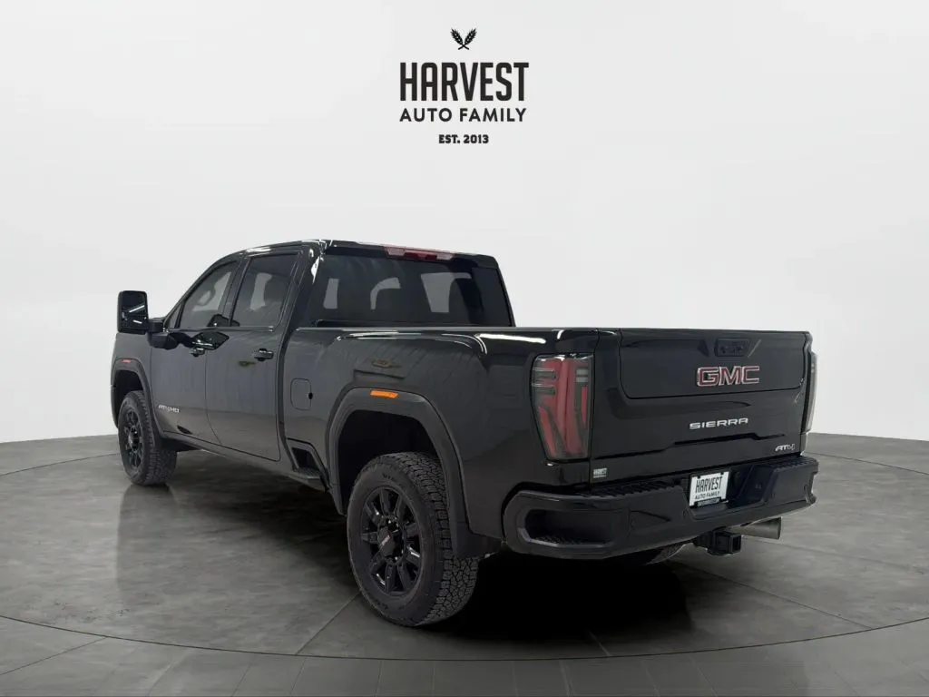 GMC Sierra photo 4