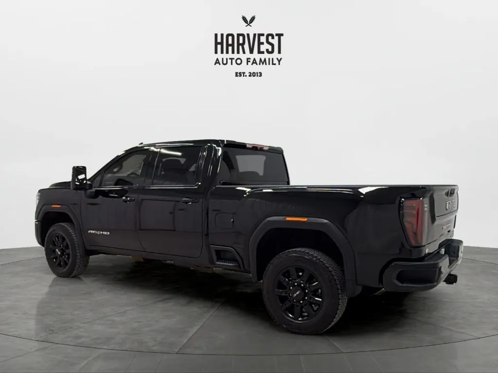 GMC Sierra photo 3