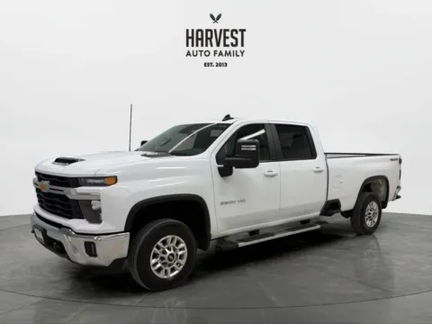 White 2025 Chevrolet Silverado 2500 HD Crew Cab LT Pickup 4D 8 ft for sale in Wahoo, NE