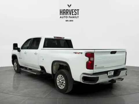 More photos of 2025 Chevrolet Silverado 2500 HD Crew Cab LT Pickup 4D 8 ft at Harvest Auto Family, NE