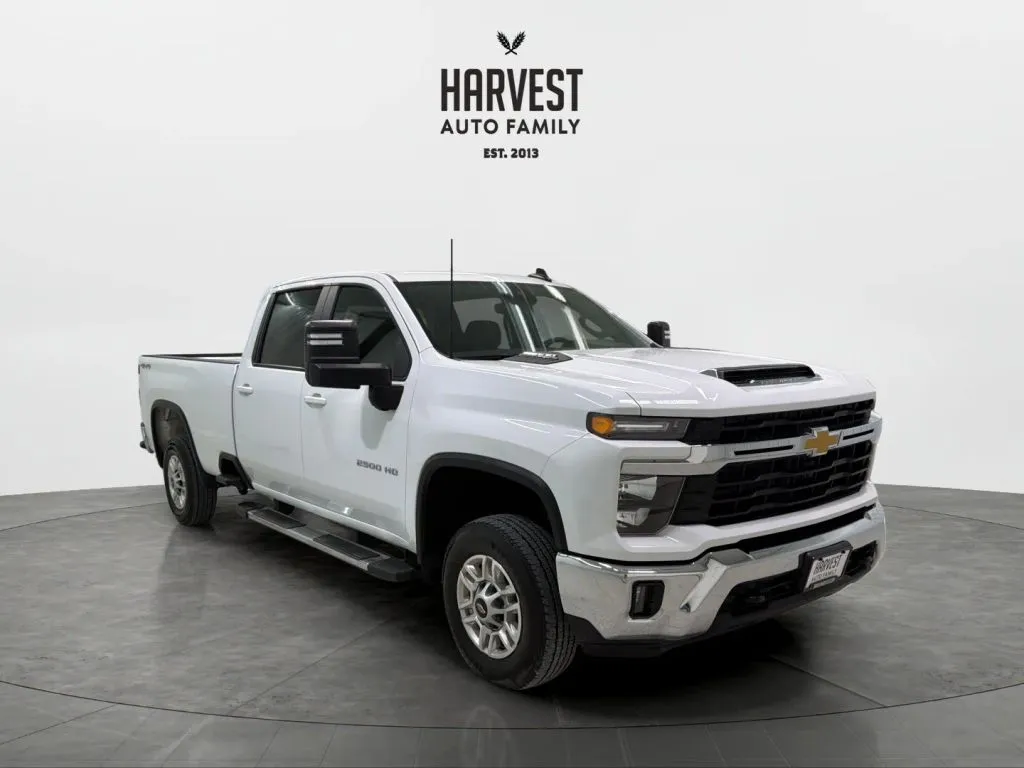 Chevrolet Silverado photo 10