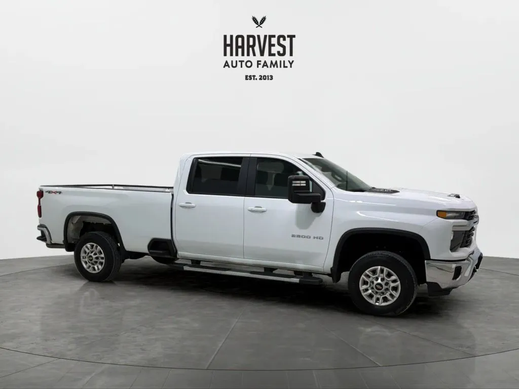 Chevrolet Silverado photo 9