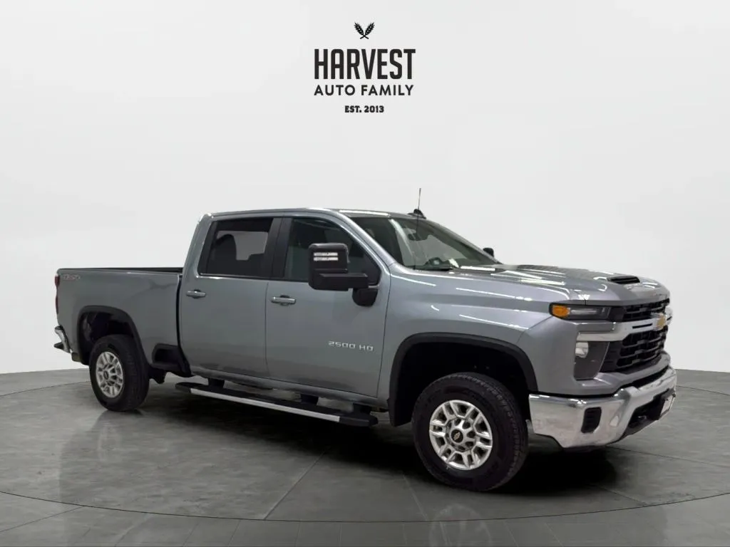 Chevrolet Silverado photo 9