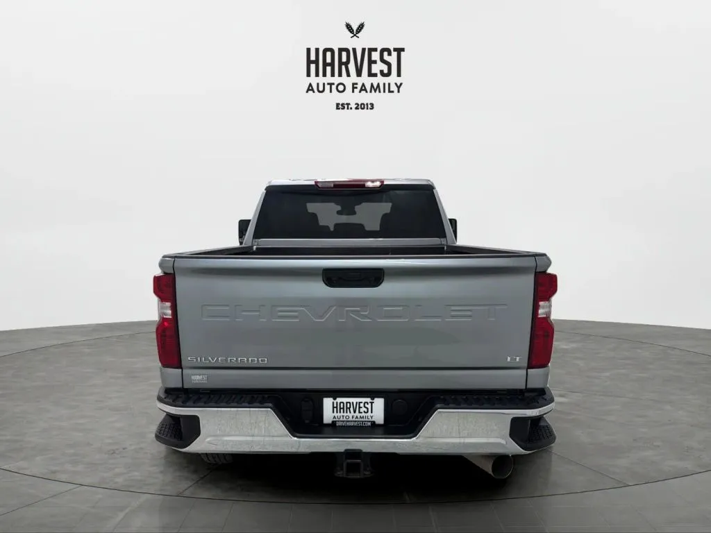 Chevrolet Silverado photo 5