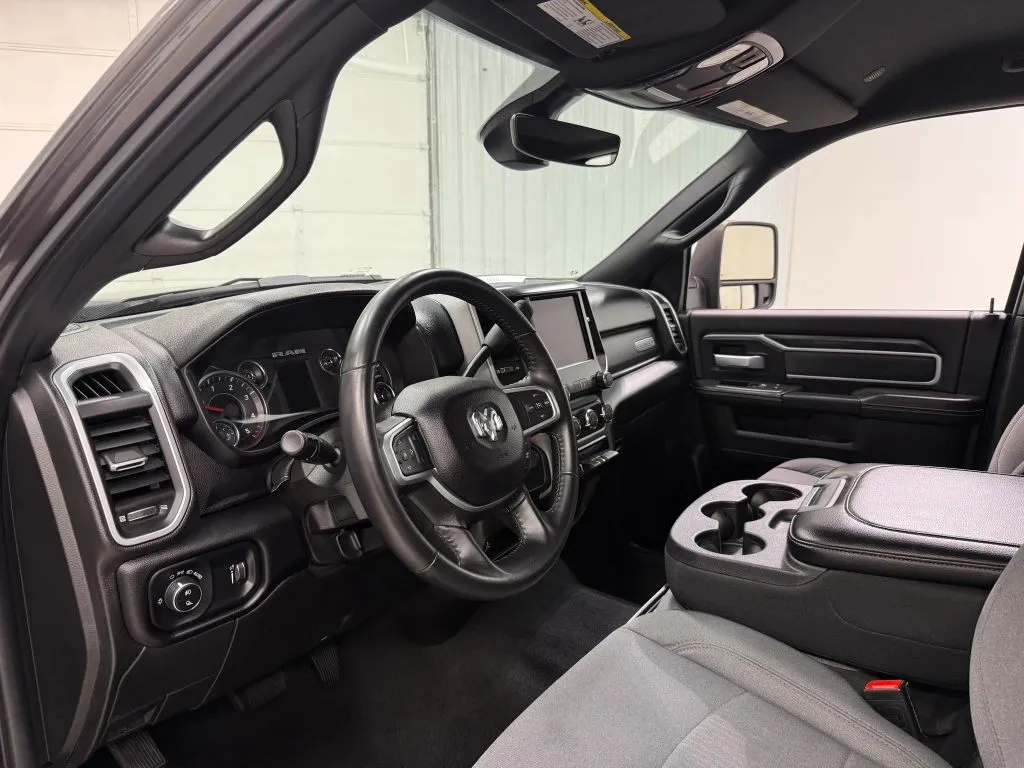 Ram 2500 photo 12