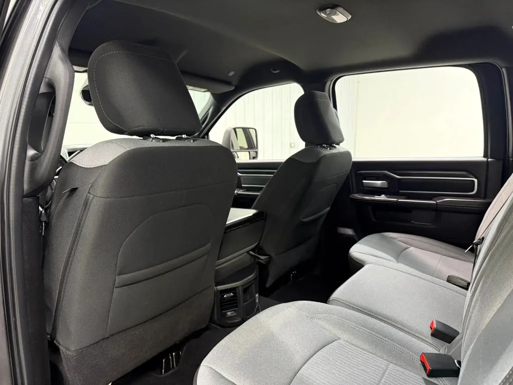 Ram 2500 photo 16