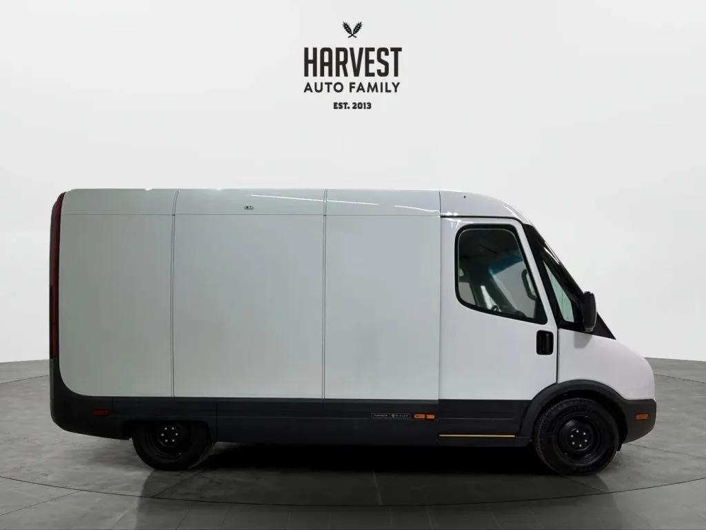 Rivian Delivery photo 8