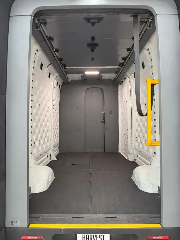 Rivian Delivery photo 18