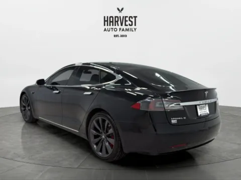 More photos of 2017 Tesla Model S P100D Sedan 4D at Harvest Auto Family, NE