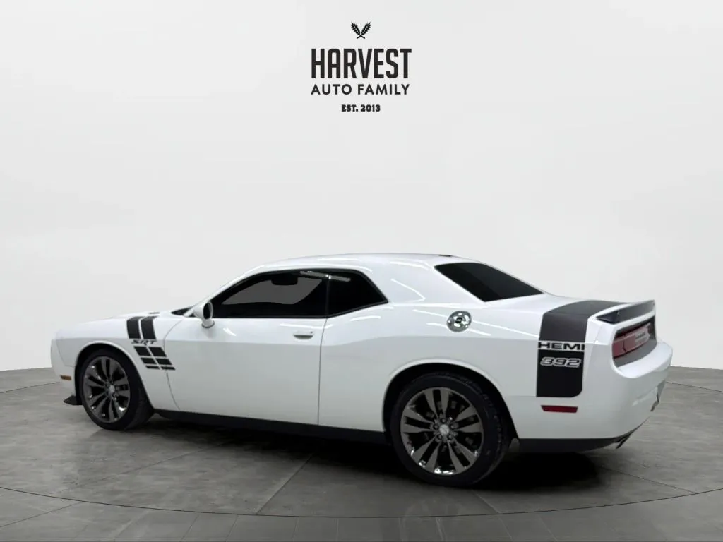Dodge Challenger photo 3