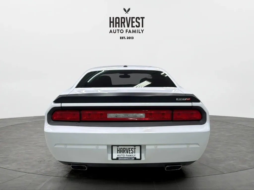 Dodge Challenger photo 5