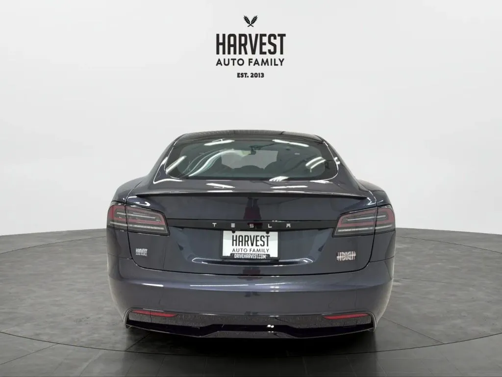 Tesla Model S photo 5