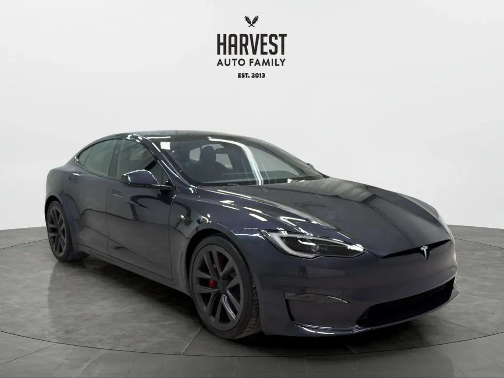 Tesla Model S photo 10