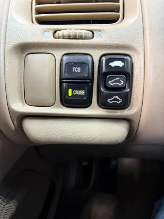 Honda Accord photo 25