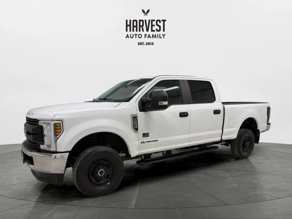 2018 Ford F250 Super Duty Crew Cab XL Pickup 4D 6 3/4 ft for sale in Wahoo, NE