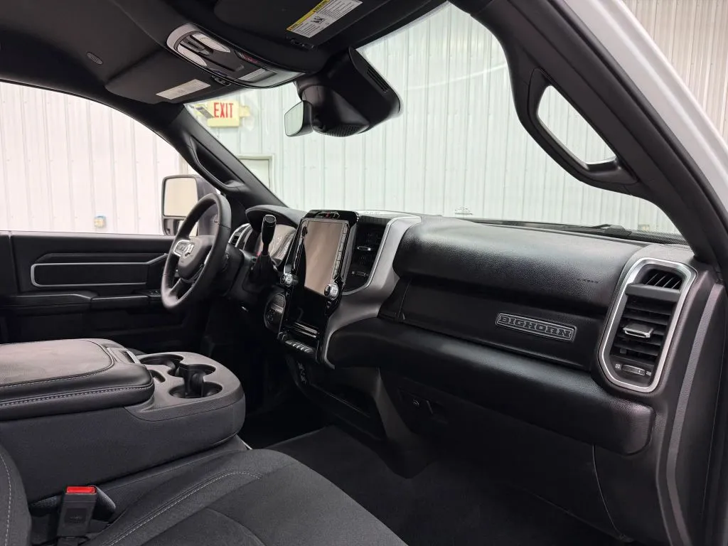 Ram 2500 photo 14