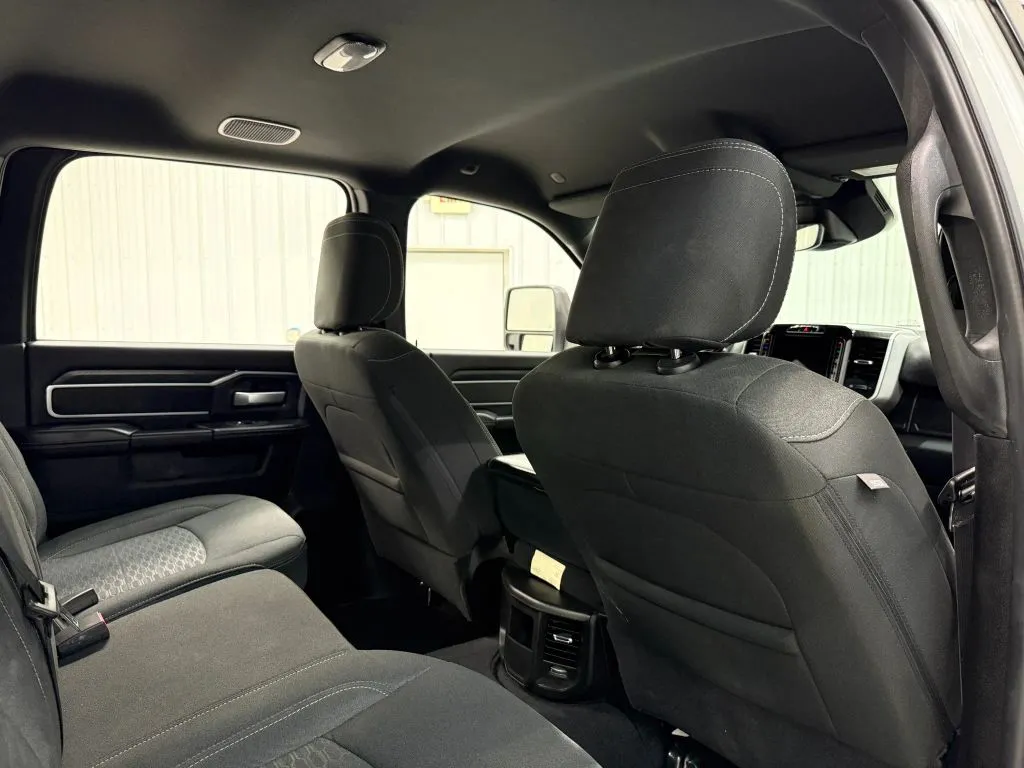 Ram 2500 photo 17