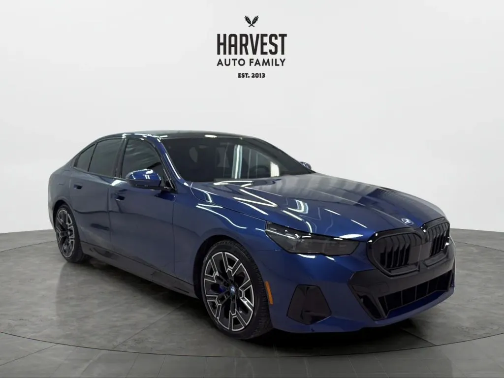 BMW i5 photo 10