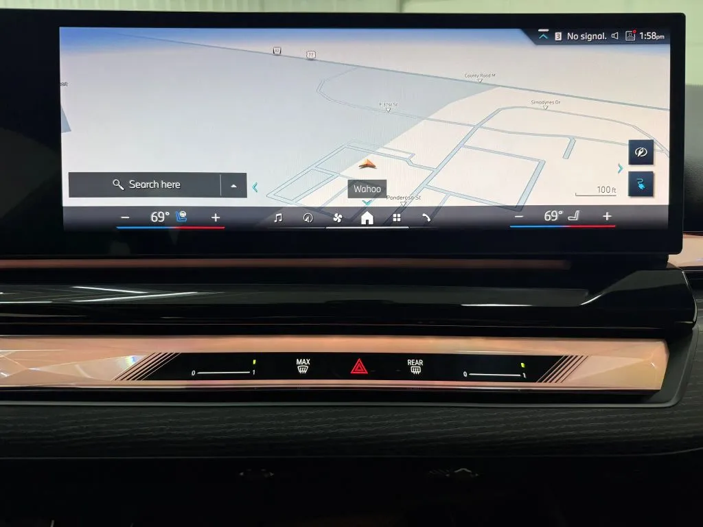 BMW i5 photo 21