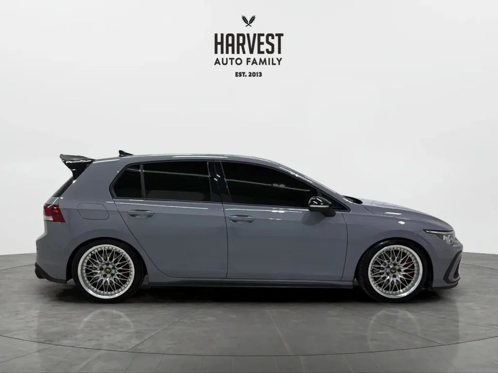 Volkswagen Golf GTI photo 7