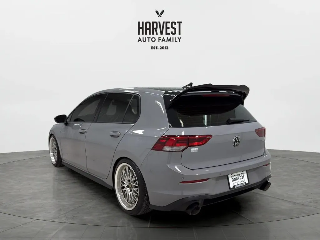 Volkswagen Golf GTI photo 4