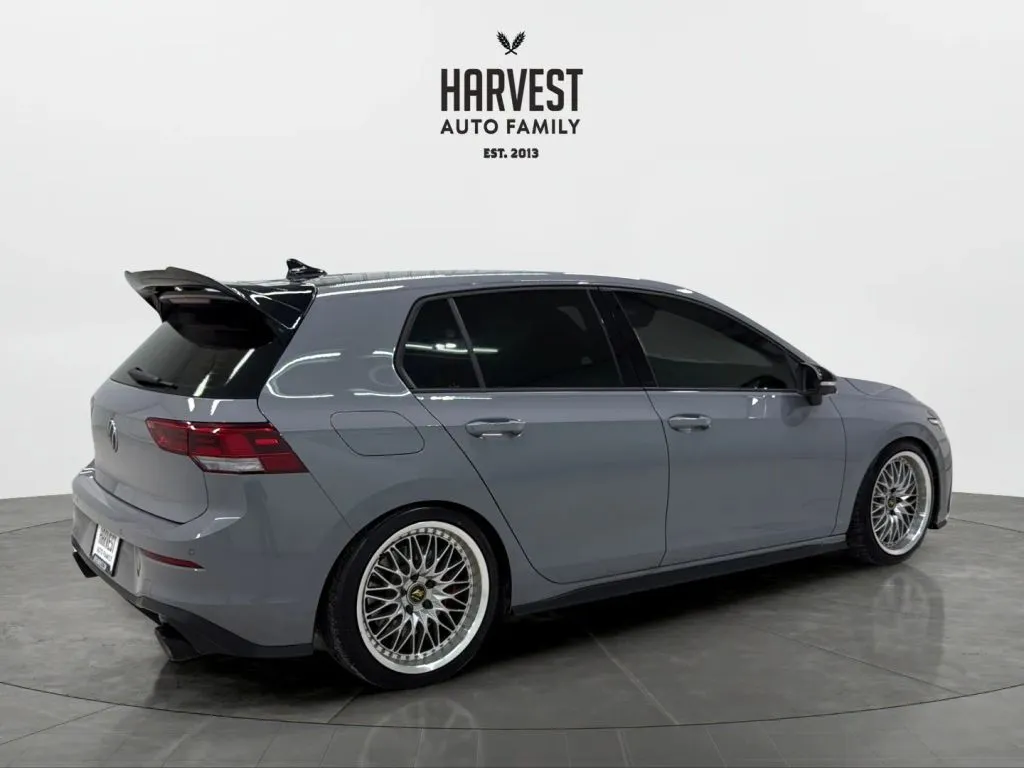 Volkswagen Golf GTI photo 6