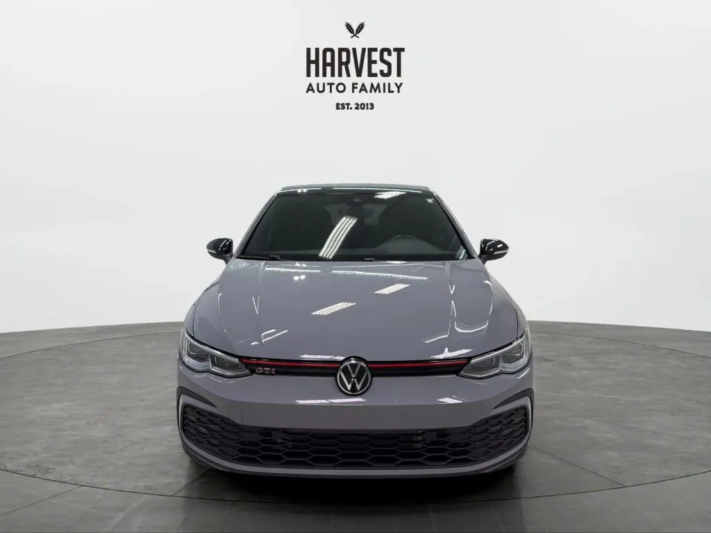 Volkswagen Golf GTI photo 10