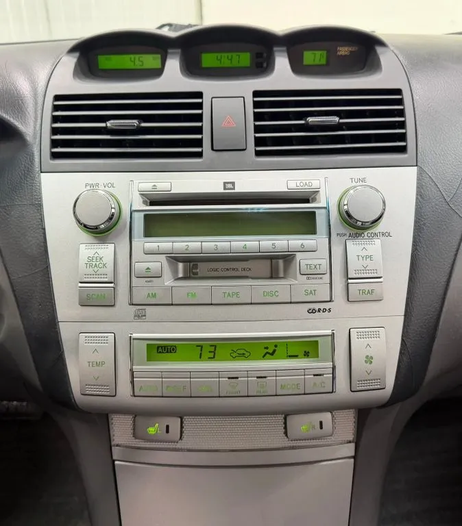 Toyota Solara photo 21