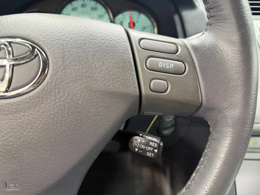 Toyota Solara photo 29