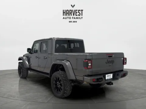 More photos of 2021 Jeep Gladiator High Altitude Pickup 4D 5 ft at Harvest Auto Family, NE