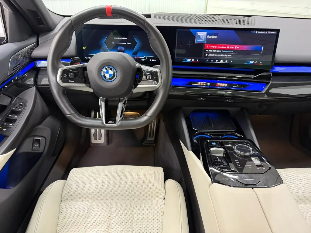 BMW i5 photo 19